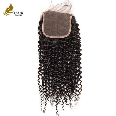 El cabello humano sin procesar se teje con el cabello brasileño para obtener extensiones naturales
